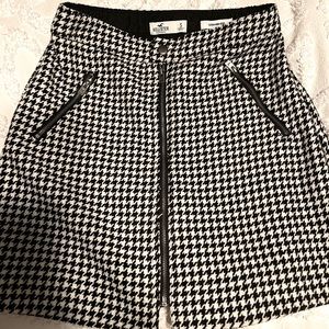 Hollister skirt
